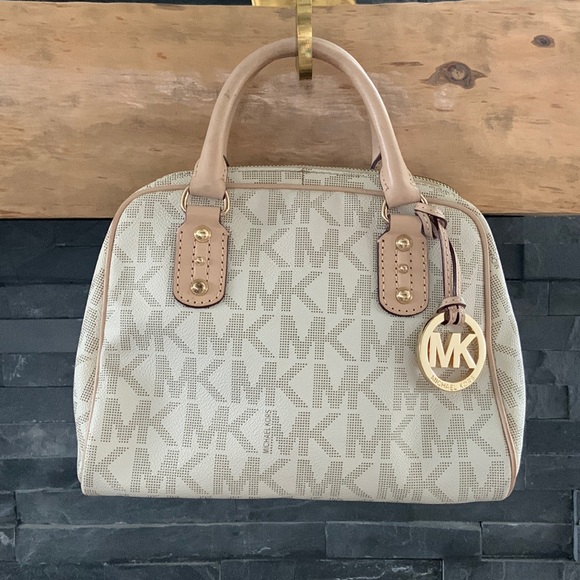 MICHAEL Michael Kors Handbags - Micheal Kors purse